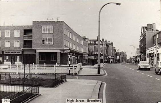 Rather forlorn view of quiet High Street