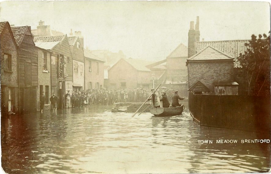 Town Meadow Road floods