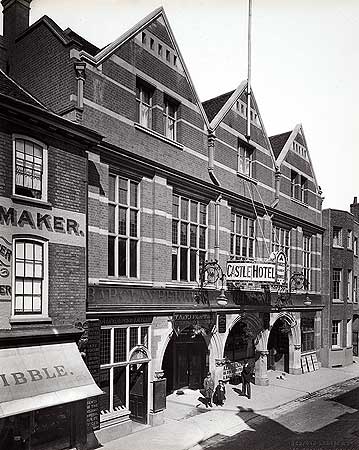 b/w photo of the Castle Hotel