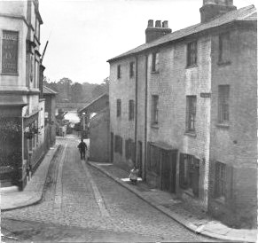 View from High Street to Goat Wharf